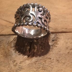 Vintage silver ring size 6